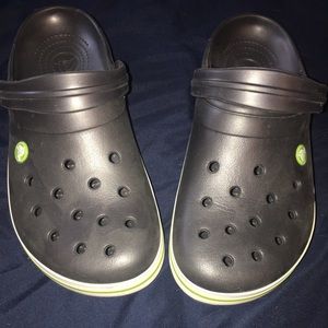 Women’s crocs